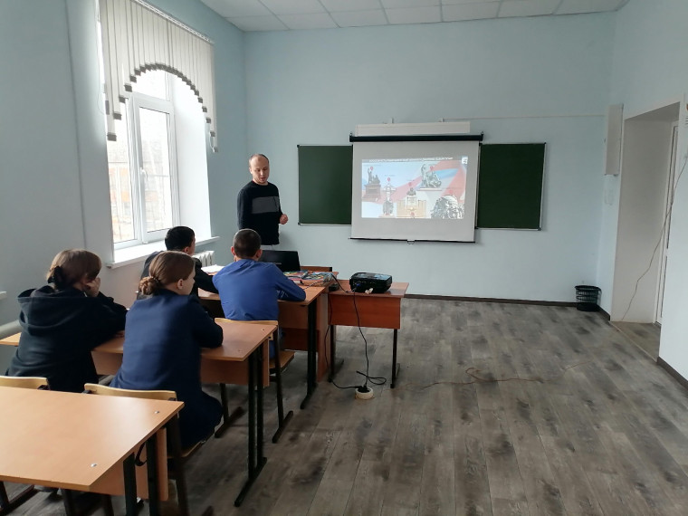 Тематический кинопоказ ко Дню народного единства.